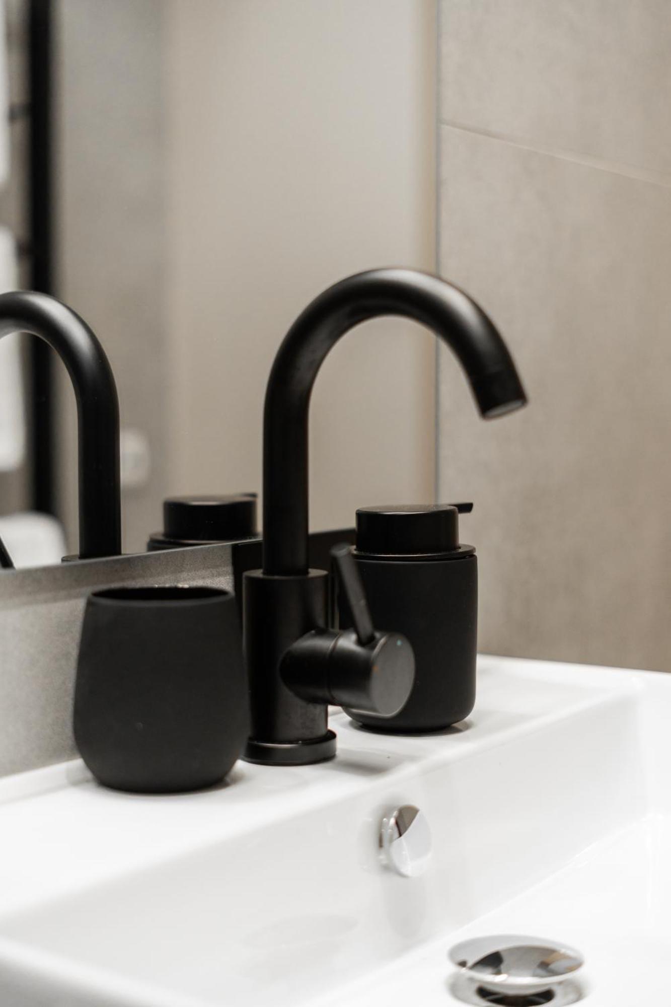 Hotel Miramar Smart Room Kovel' Ngoại thất bức ảnh